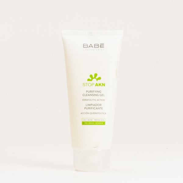 SỬA RỬA MẶT BABE STOP AKN PURIFYING CLEANSING GEL