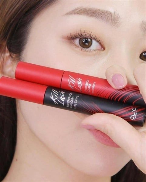 MASCARA CHỐNG TRÔI CLIO KILL LASH SUPERROOOF 7G