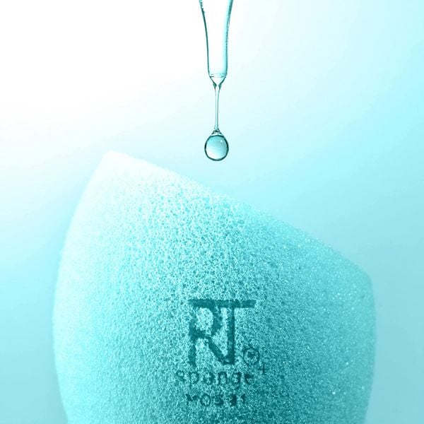 MÚT TÁN NỀN REAL TECHNIQUES MIRACLE AIRBLEND SPONGE - MÀU XANH