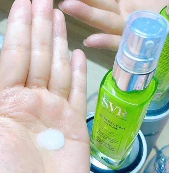 SERUM LÀM GIẢM MỤN, MỜ THÂM, SE KHÍT LỖ CHÂN LÔNG SVR SEBIACLEAR SERUM 30ML