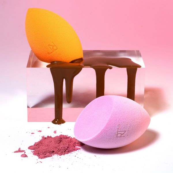 SET 2 BÔNG MÚT TÁN NỀN REAL TECHNIQUES MIRACLE COMPLEXION ICONIC BLEND + SET SPONGE DUO MÀU HỒNG CAM