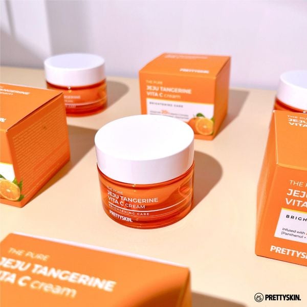 KEM DƯỠNG TRẮNG DA PRETTY SKIN THE PURE JEJU TANGERINE VITA C CREAM 52ML[MUA 1 KEM DƯỠNG TẶNG 1 SERUM VITAMIN C QUÝT XANH BERGAMO 10ML]