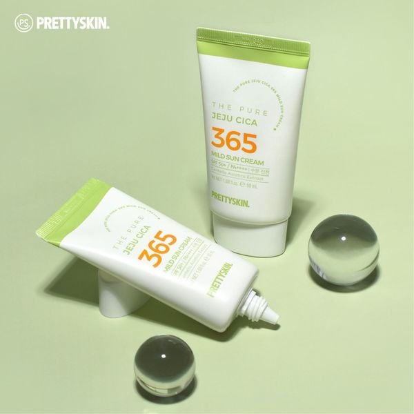 KEM CHỐNG NẮNG HÀNG NGÀY PRETTY SKIN THE PURE 365 JEJU CICA MILK SUN CREAM 50ML