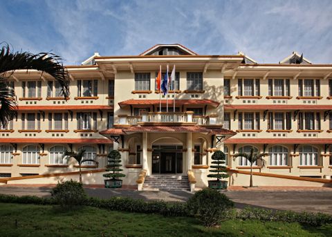  NATIONAL INSTITUE OF HYGIENE AND EPIDEMIOLOGY 