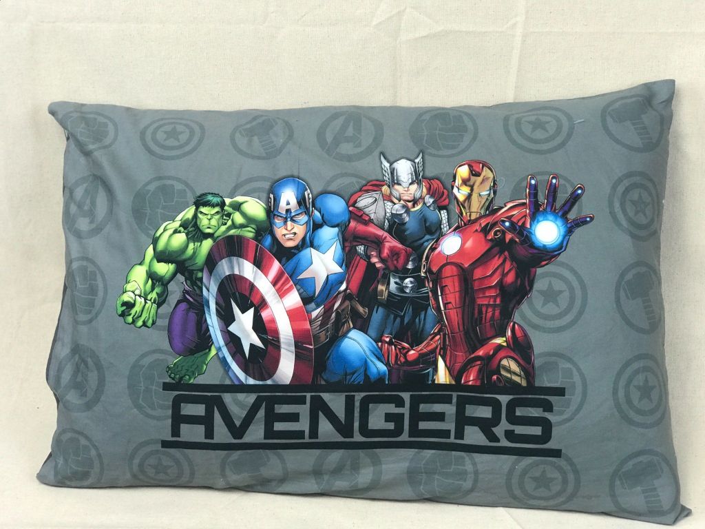 Gối siêu nhân Avengers cho bé