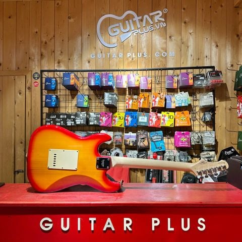  Guitar điện Sqoe SEST250 CS 