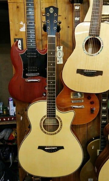  Guitar Acoustic K.marth CS50/GA 