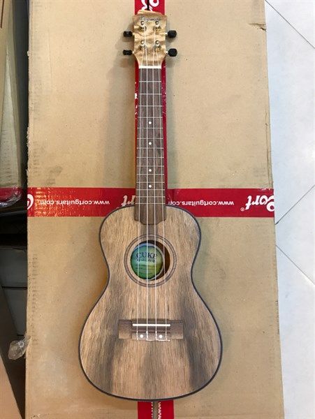  Ukulele Logman CUKE 