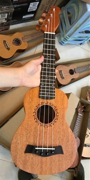  Ukulele KT-07 