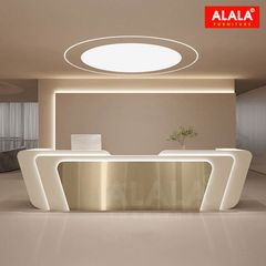 Quầy lễ tân A104