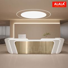 Quầy lễ tân A104