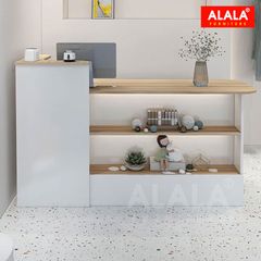 Quầy lễ tân A109