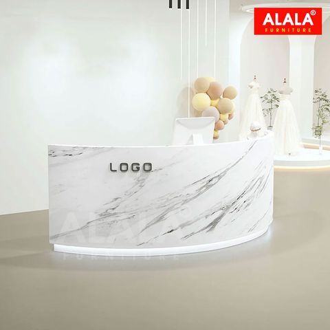 Quầy lễ tân A122