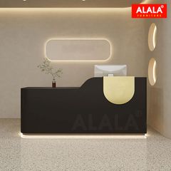 Quầy lễ tân A112