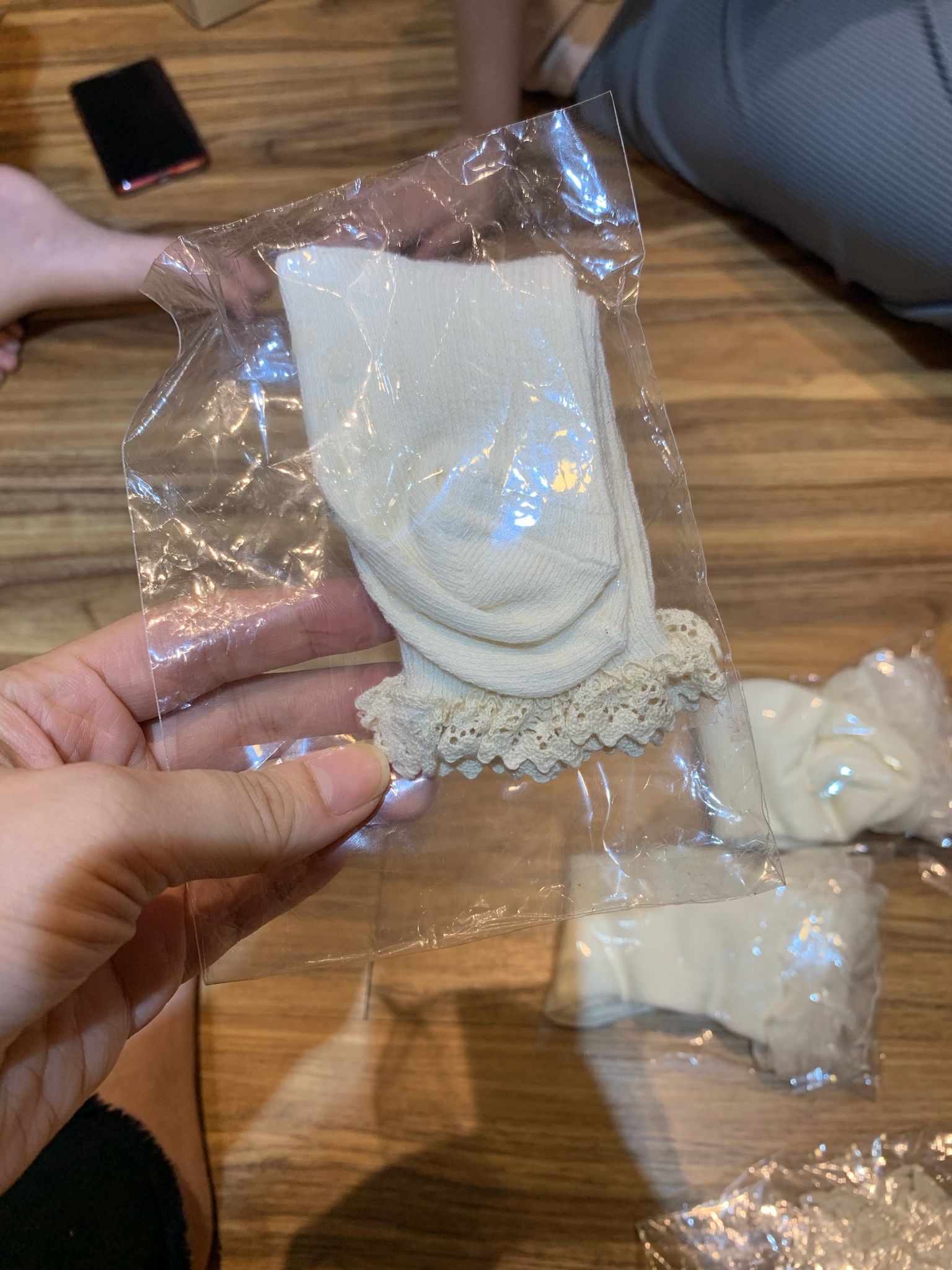 AR Tất Lace Cotton cổ ren