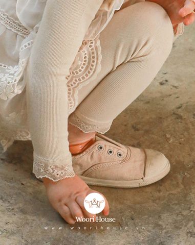 Legging boho gấu ren