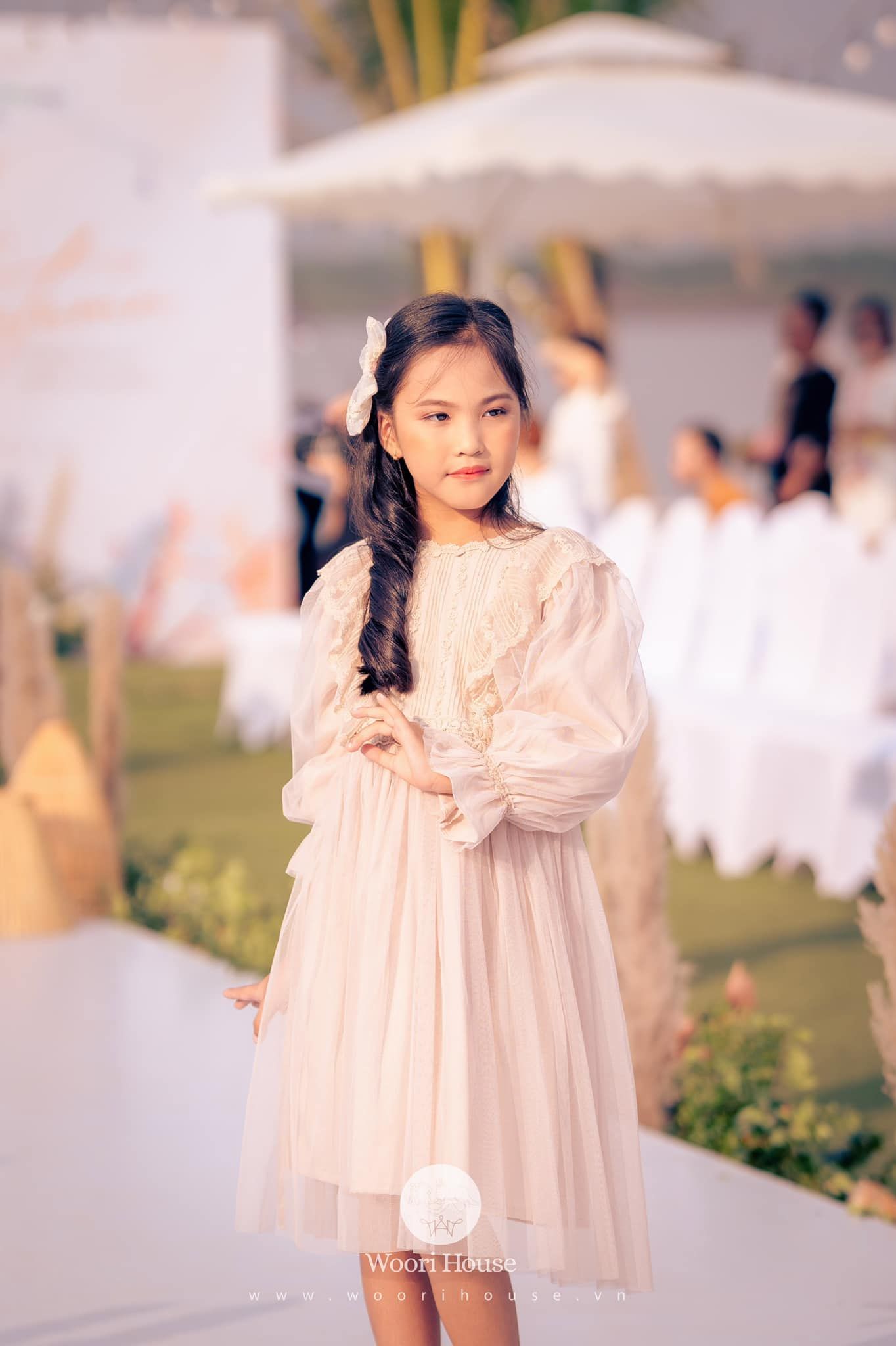 DV516 - Đầm Công Chúa Phối Ren Cho Bé - Màu Tím | Đầm Công Chúa |  moby.com.vn