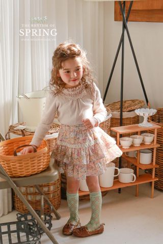Áo Claire cổ ren