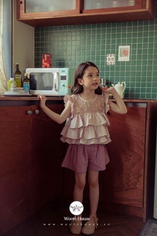 NN Áo Caresse ren ngực xếp tầng