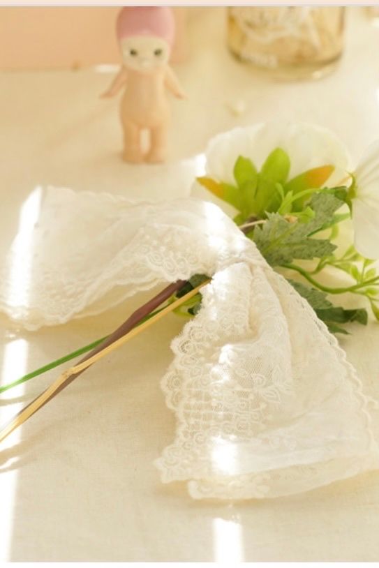 Cặp tóc Mom Big Lace