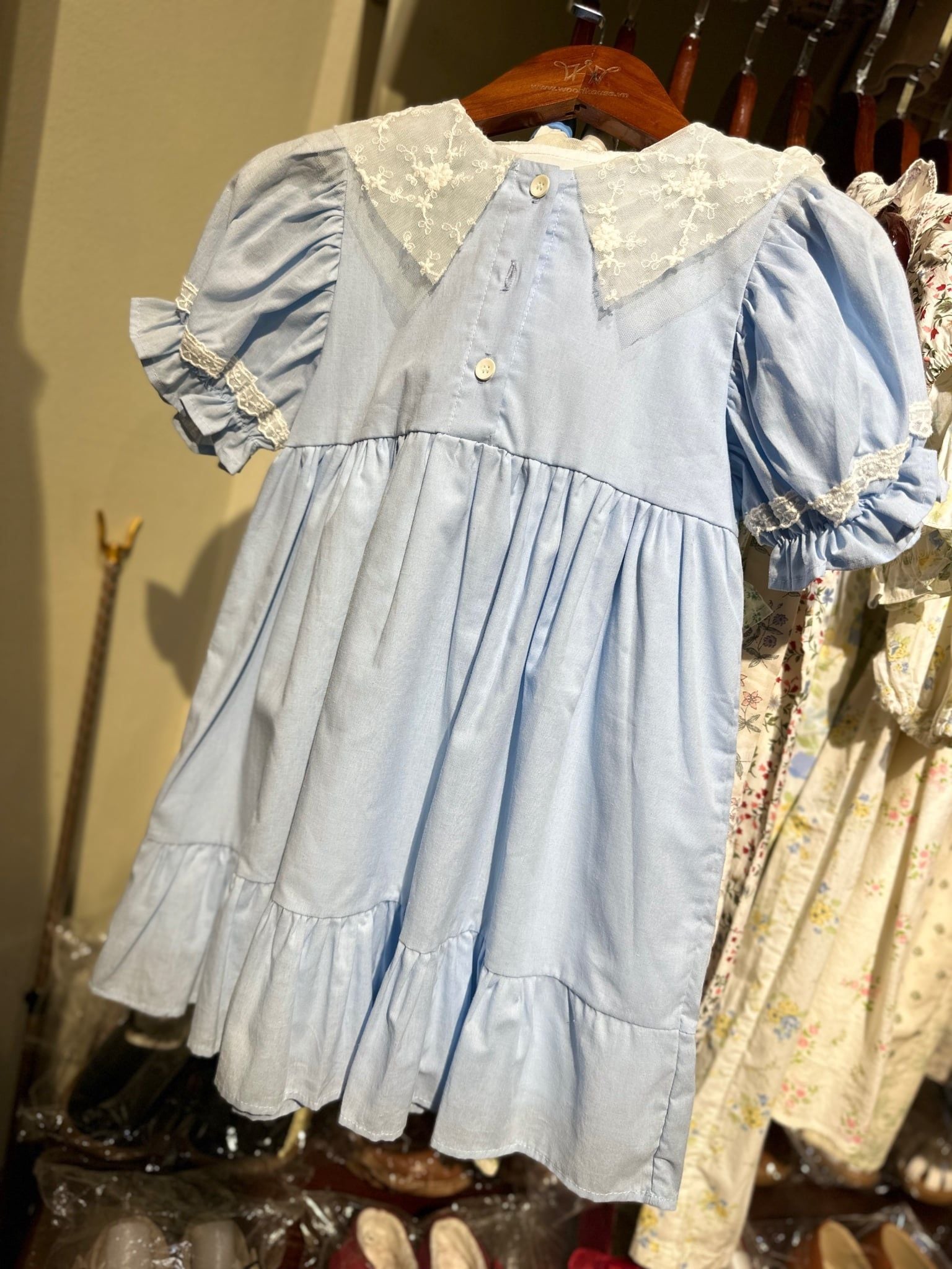 Váy Cotton xanh cổ ren trắng