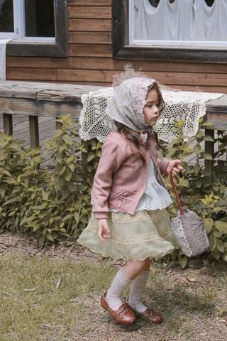 Áo Cardigan Celine gấu ren