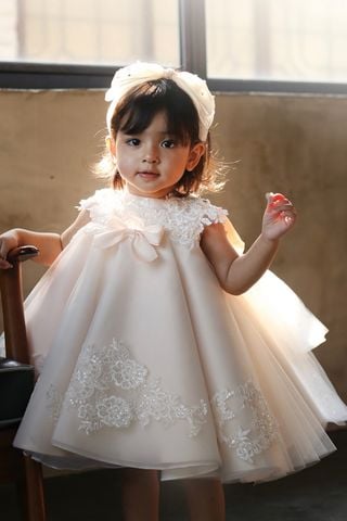 LC- váy thủ công Anthea gấu ren