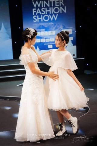 Premium - Váy Premium Nenito Mom vai ruffle đính hoa lụa