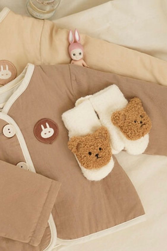 Găng tay lông cừu Bear