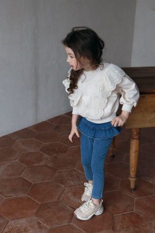 Áo nỉ Asili phối ren
