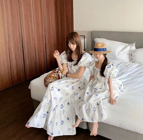 Rosie Váy Pocari hoa xanh