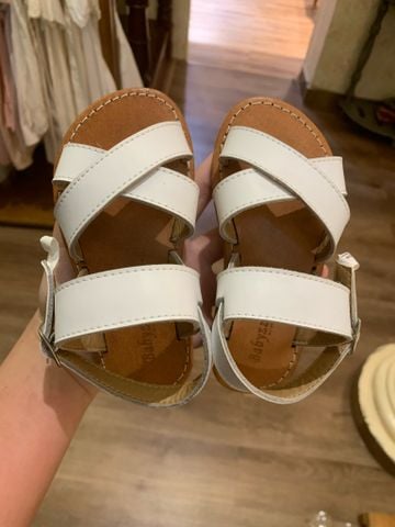 AR Cross Sandals dây chéo trắng