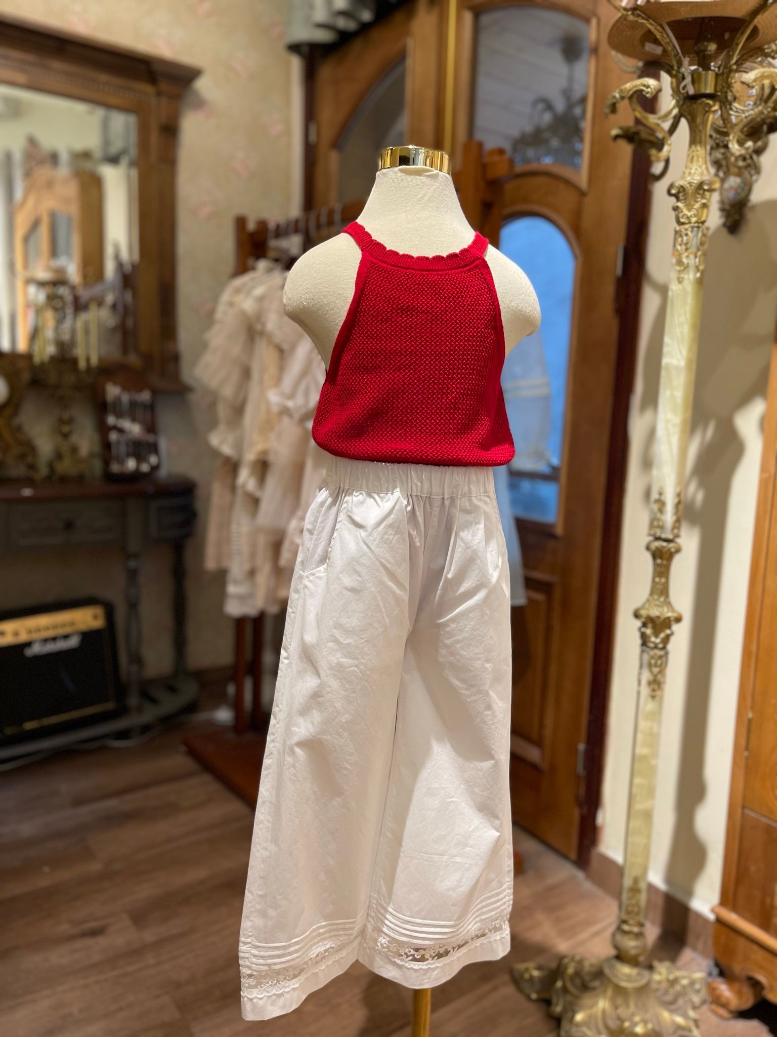 AiAi - Áo yếm len đỏ Mave