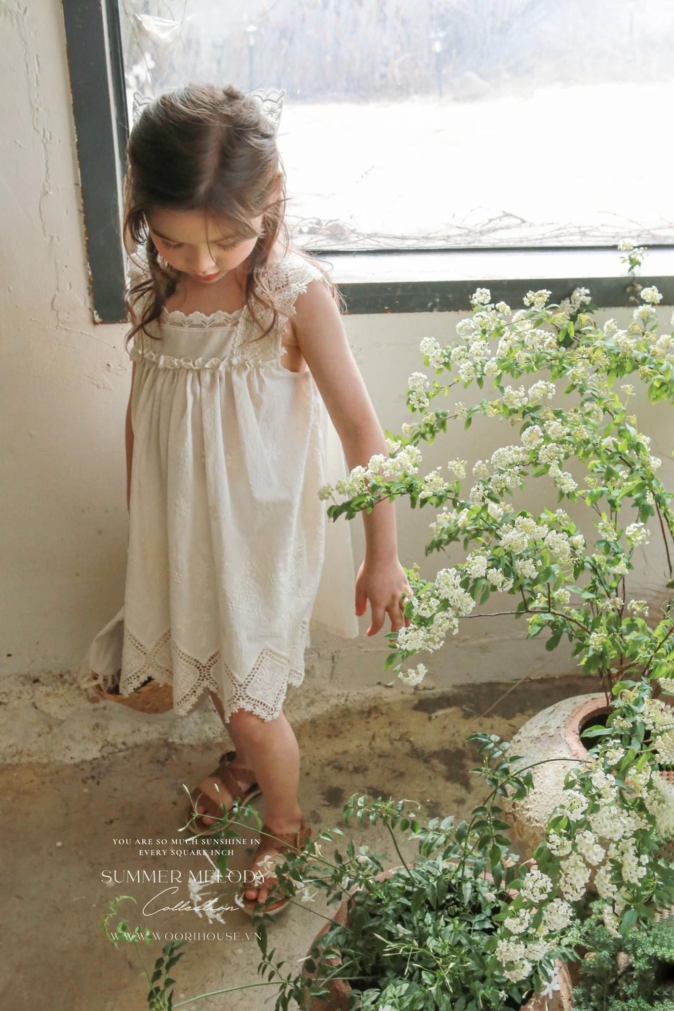 FL Váy 2 dây Jubiler gấu ren