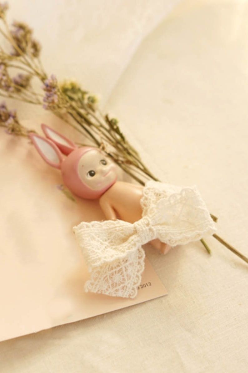 Cặp Nơ Ren Đối Xứng