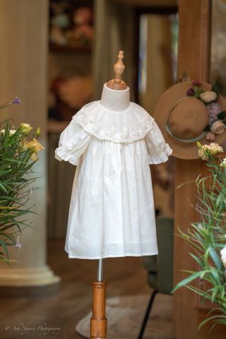 AR - Váy White May Cotton cổ ren bèo