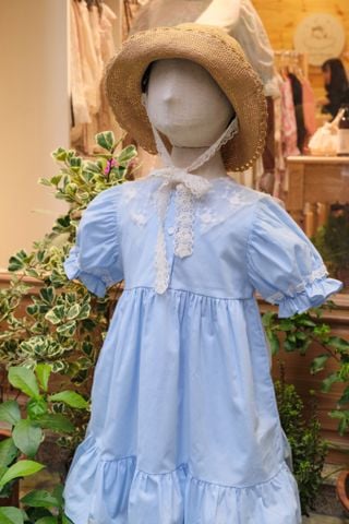 AR Váy Blue Sky cổ ren