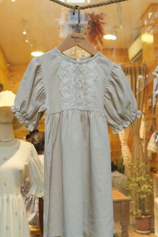 Váy Innocience cotton hữu cơ phối ren cao cấp