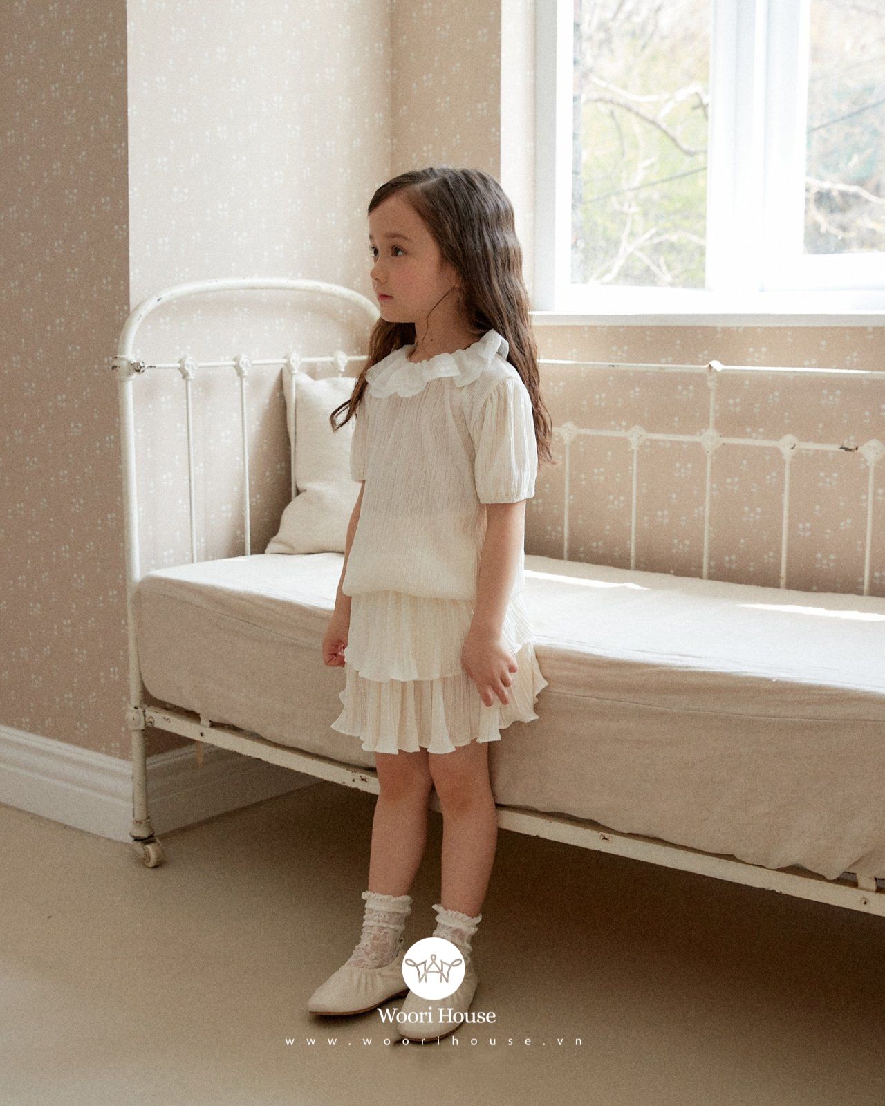 LP Set Arian trắng cổ voan bèo