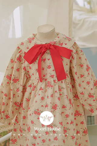 AR - Váy Crimson Rose nơ lụa nổi bật