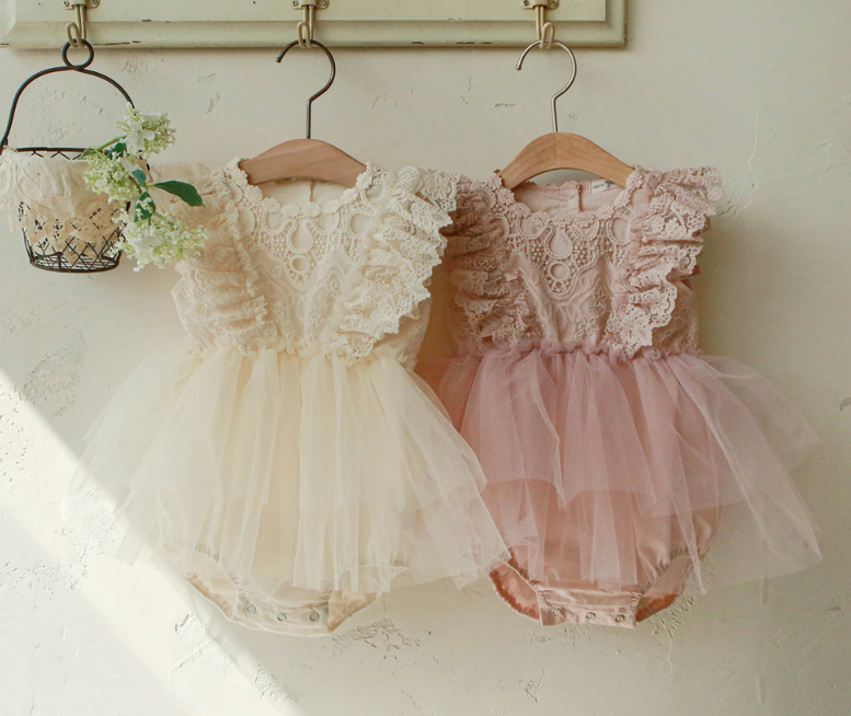 Váy Bell  voan bồng Bebe