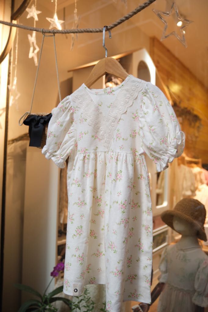 Váy Cherry Blossom hoa nhí phối ren