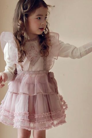 Yếm Innes gile voan bồng