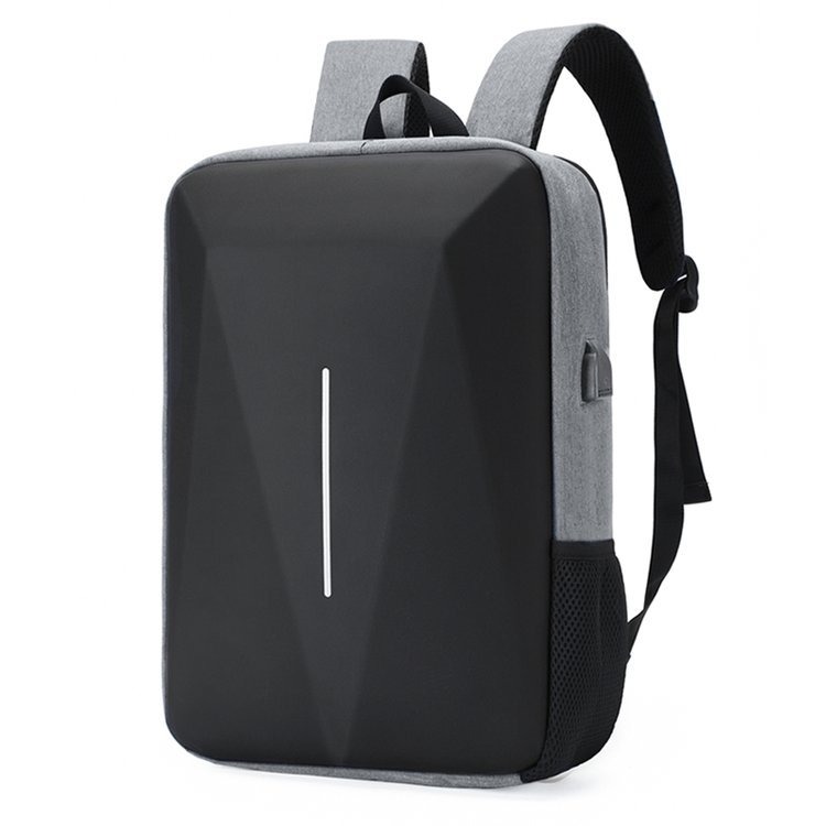 Mochila Impermeable Moto Rígida con USB: La compañera perfecta para tus aventuras - Mochila Impermeable Moto Rigida Con USB