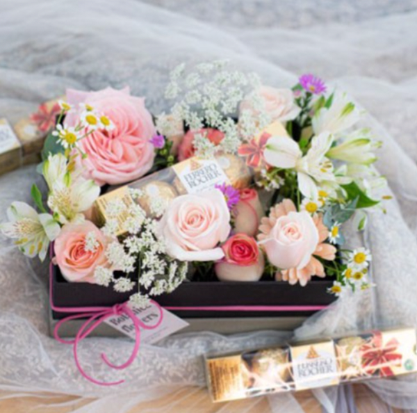  Flowers and Chocolates - Small 