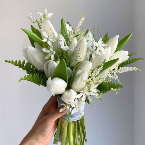  Bó Hoa Cưới Tulip Trắng 