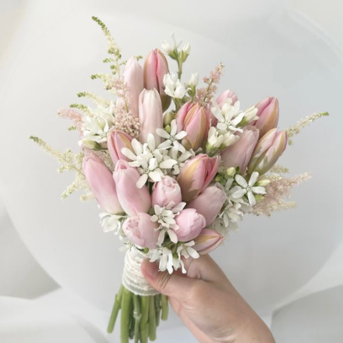  Bó Hoa Cưới  Tulip Hồng Lãng Mạn 