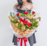  Romantic Flower Bouquet 