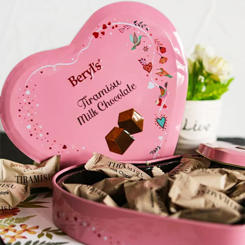  Beryl's Tiramisu Heart Chocolates 