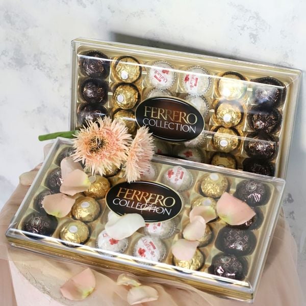  Ferrero Rocher Chocolates 